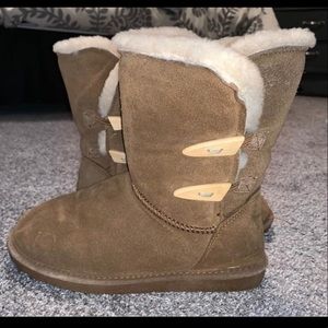 Bearpaw boots